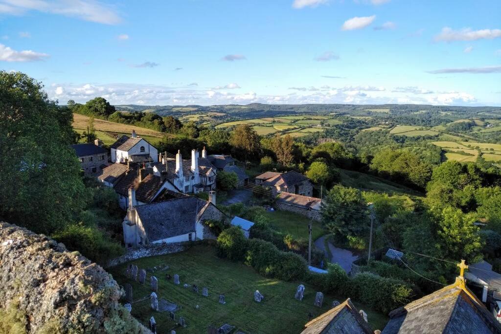 הוילה Hennock The Dairy - Quaint 1Br In Dartmoor National Park מראה חיצוני תמונה