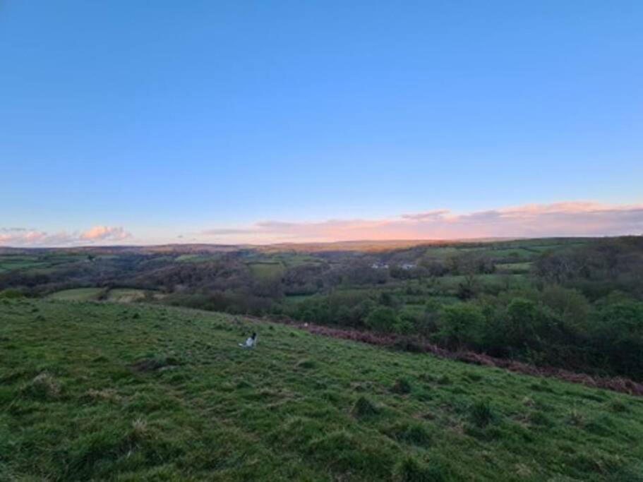 הוילה Hennock The Dairy - Quaint 1Br In Dartmoor National Park מראה חיצוני תמונה